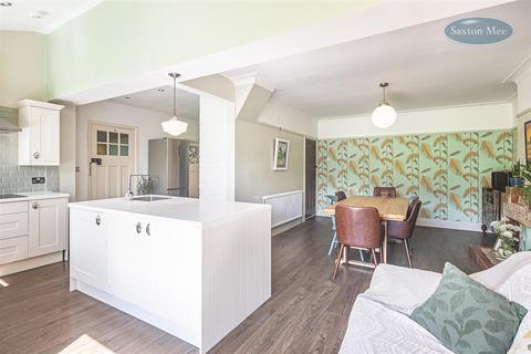 65 Carr Road, Deepcar, Sheffield, S36 2PR