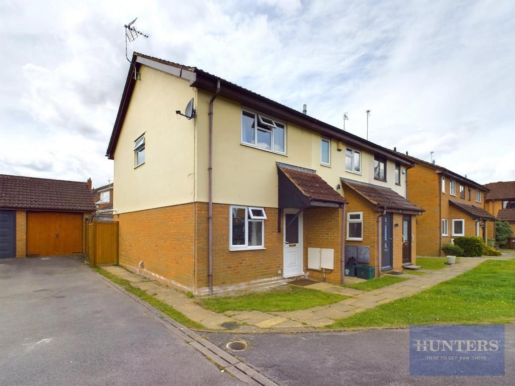 Dunster Gardens, Cheltenham 2 bed house for sale £230,000