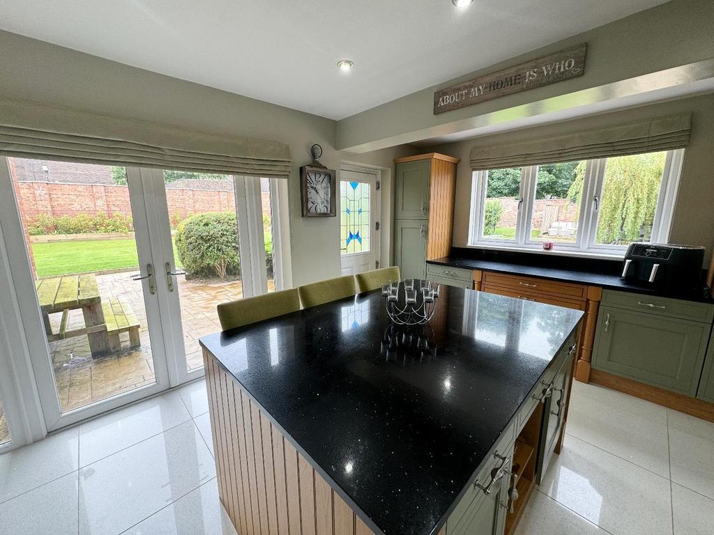 Breakfast kitchen