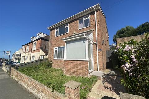 3 bedroom detached house to rent, Harold Road, Hastings