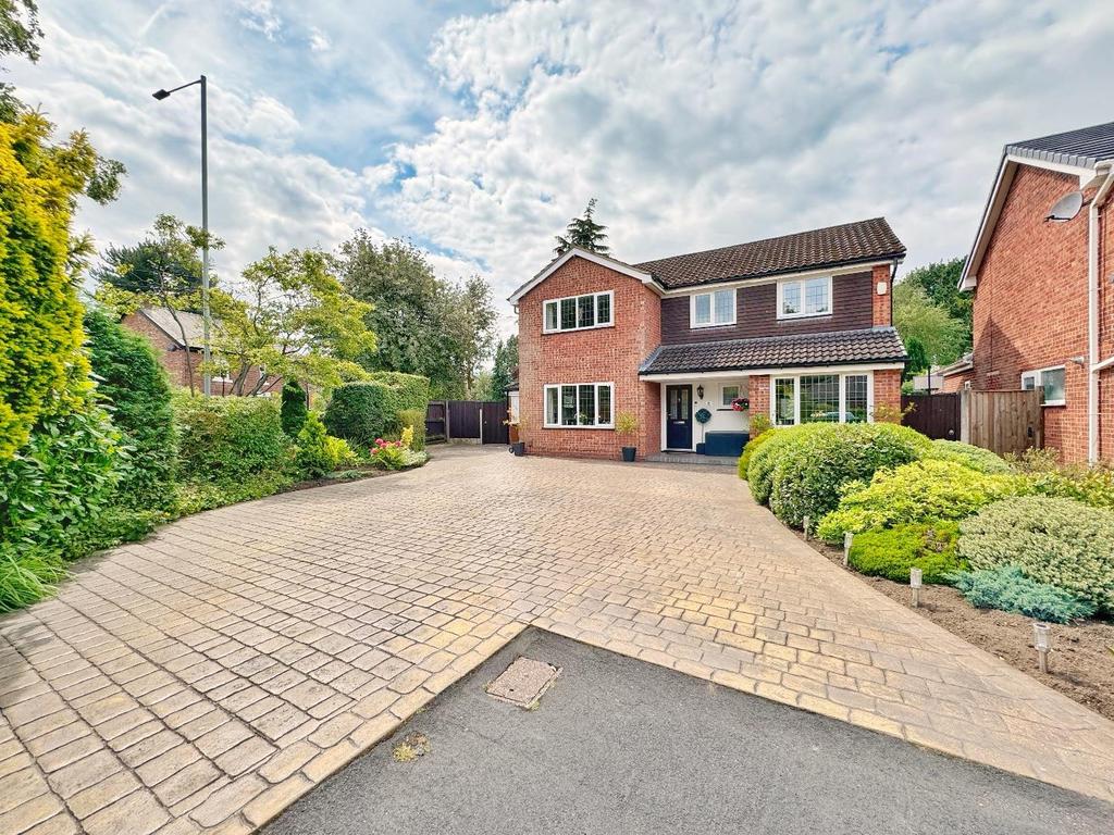 Easby Close, Cheadle Hulme 4 bed detached house for sale - £675,000