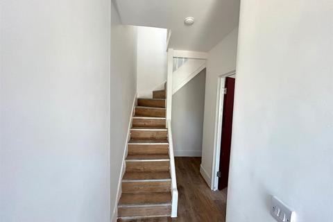 3 bedroom house to rent, Lordship Lane, London N17