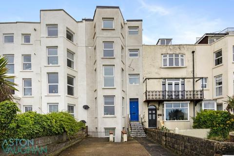 3 bedroom apartment for sale, Brighton Road, Lancing BN15