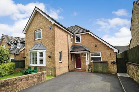 5 bedroom detached house for sale, Magnolia Drive, Sandy Lane, Bradford