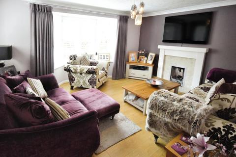 5 bedroom detached house for sale, Magnolia Drive, Sandy Lane, Bradford