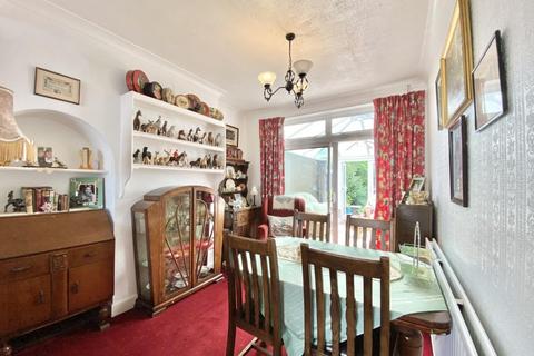 3 bedroom semi-detached house for sale, Southfield Close, Uxbridge, UB8 3JJ