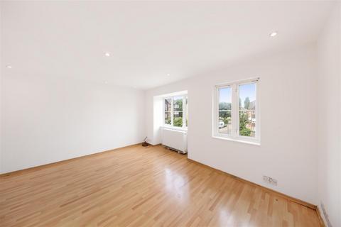 2 bedroom apartment for sale, Kingfisher Way, Neasden