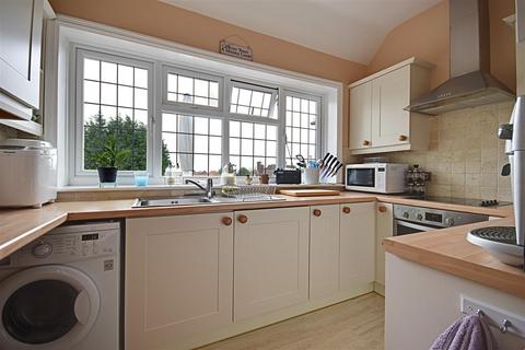 2 bedroom flat for sale, Hastings Road, Bexhill-On-Sea