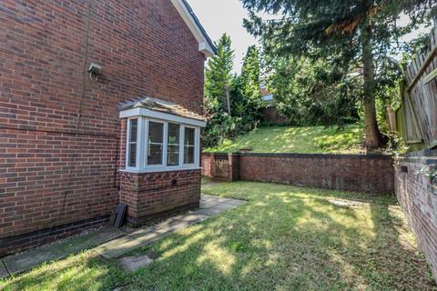 2 bedroom end of terrace house for sale, Astley Drive, Mapperley, Nottingham