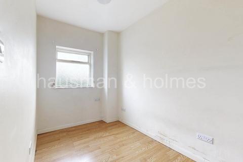 3 bedroom house for sale, Rosemary Avenue, London