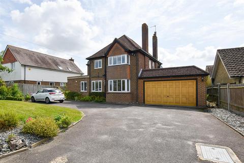 4 bedroom detached house for sale, Rochester Road, Aylesford