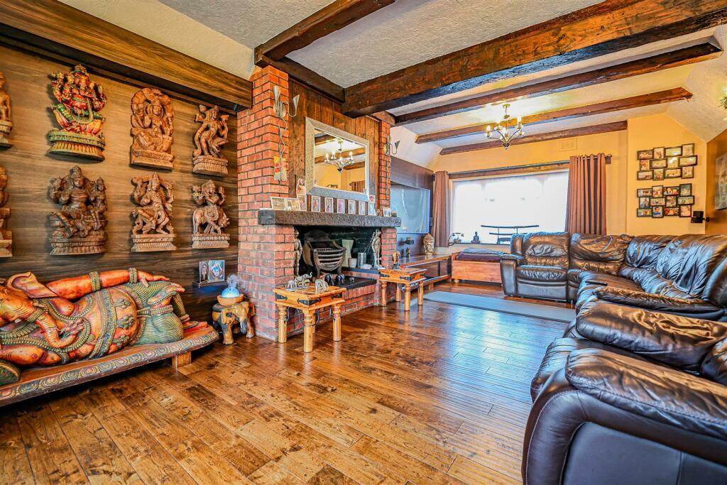 Davidson Frost-Wellings, DFW, Bishop Ken Road, Liv