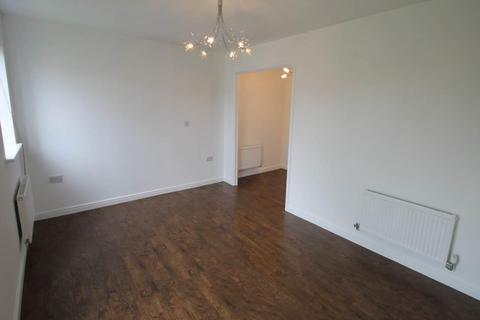 4 bedroom terraced house to rent, Knights Walk, Caerphilly CF83