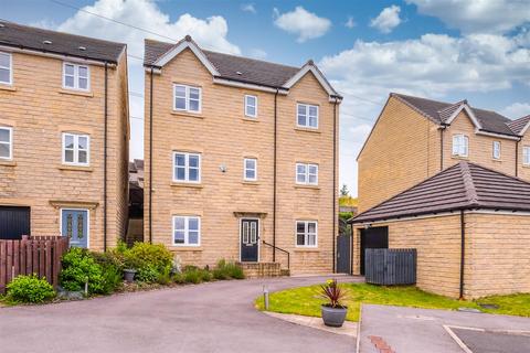 5 bedroom detached house for sale, Pye Road, Huddersfield