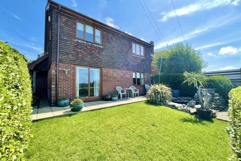 5 bedroom detached house for sale, Station Road, Newhaven