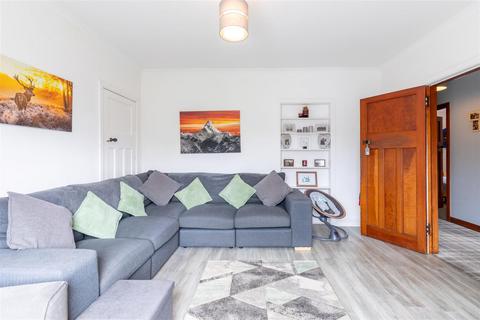 7 Riverside Drive, Rattray, Blairgowrie, PH10 7EH