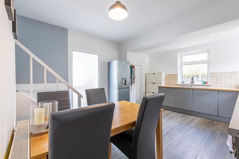7 Riverside Drive, Rattray, Blairgowrie, PH10 7EH