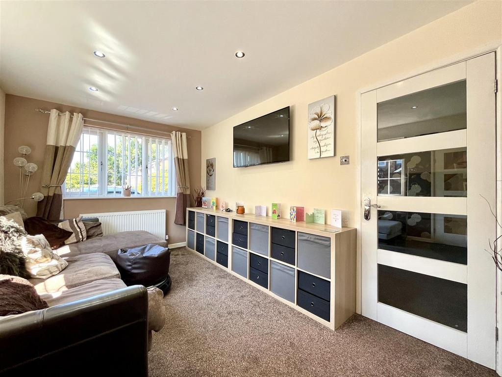 Study / Sitting Room Aspect 2