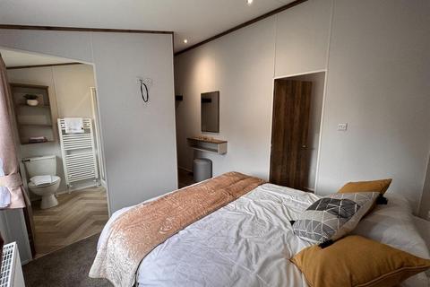 2 bedroom property for sale, Brynteg Country & Leisure Retreat, Llanrug