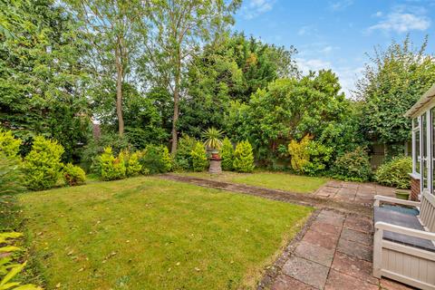 3 bedroom semi-detached bungalow for sale, Greenways, Weavering, Maidstone