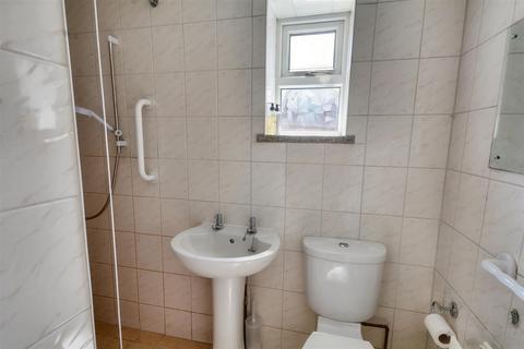 29 Abbotsbury Close, Nottingham, NG5 5AL
