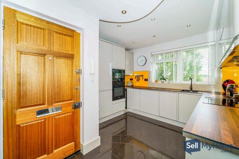 1 bedroom apartment for sale, Rowan Close, London, W5