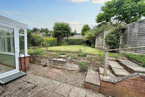3 Fairfield Drive, Kinver, Stourbridge, DY7 6EW