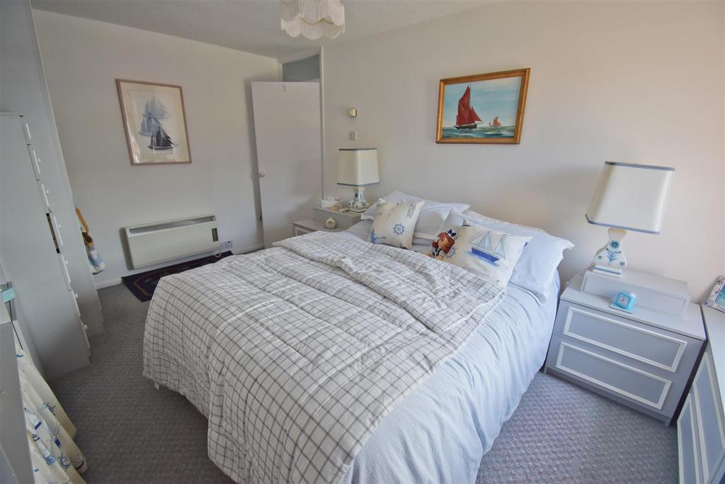 Bedroom 1.1.jpg