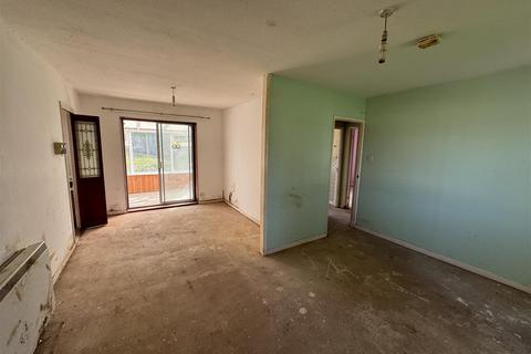 28 Four Ways Drive, Chulmleigh, EX18 7AZ