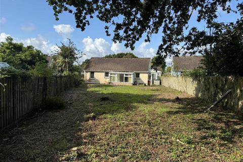 28 Four Ways Drive, Chulmleigh, EX18 7AZ