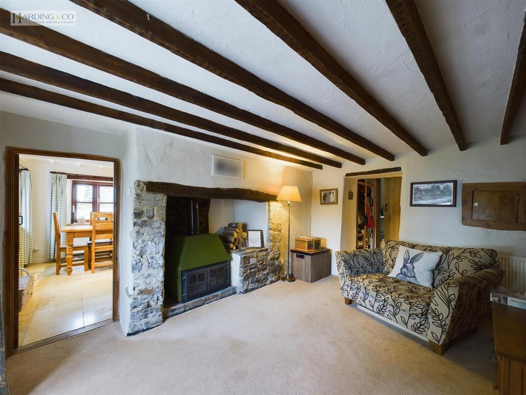 Second lounge Dining room.jpg