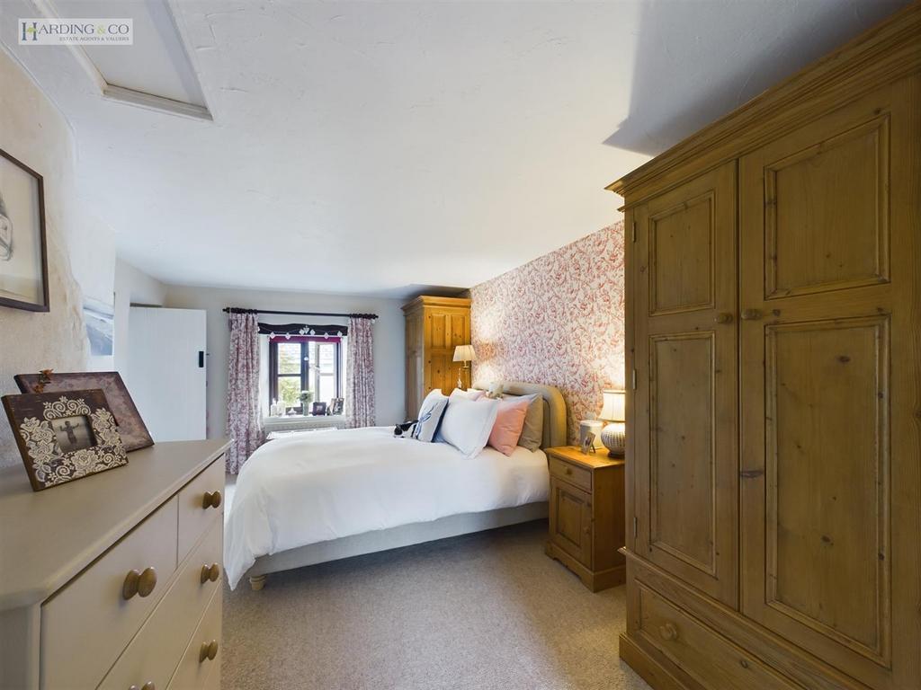 Bedroom 3 iii.jpg