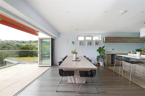 4 bedroom detached house for sale, Brimscombe Lane, Brimscombe, Stroud