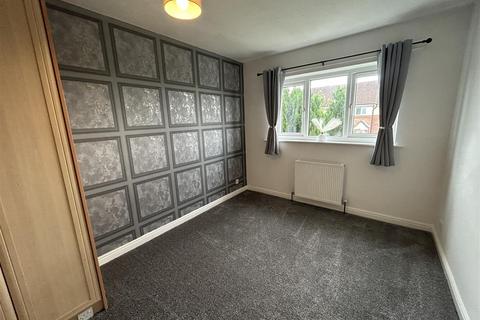 40 Higher Fullwood, Oldham, OL1 4NL
