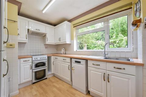 36 Andover Road, Ludgershall, Andover, SP11 9LZ