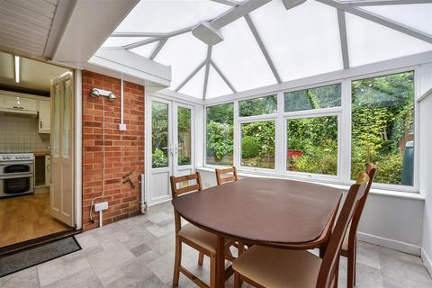 36 Andover Road, Ludgershall, Andover, SP11 9LZ