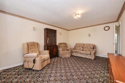 36 Andover Road, Ludgershall, Andover, SP11 9LZ