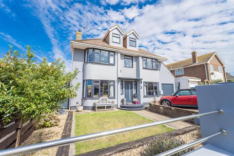 5 bedroom detached house for sale, Cliff Gardens, Peacehaven