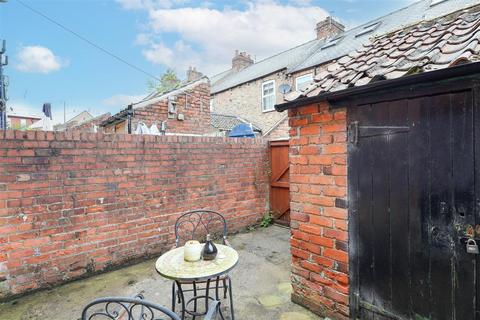 undefined, Brewster Terrace, Ripon