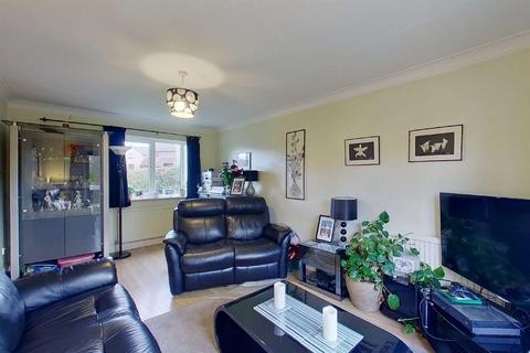 6 bedroom detached house for sale, Hadrians Drive, Bancroft