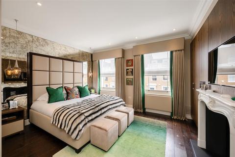 3 bedroom terraced house for sale, Ovington Street, Chelsea SW3.