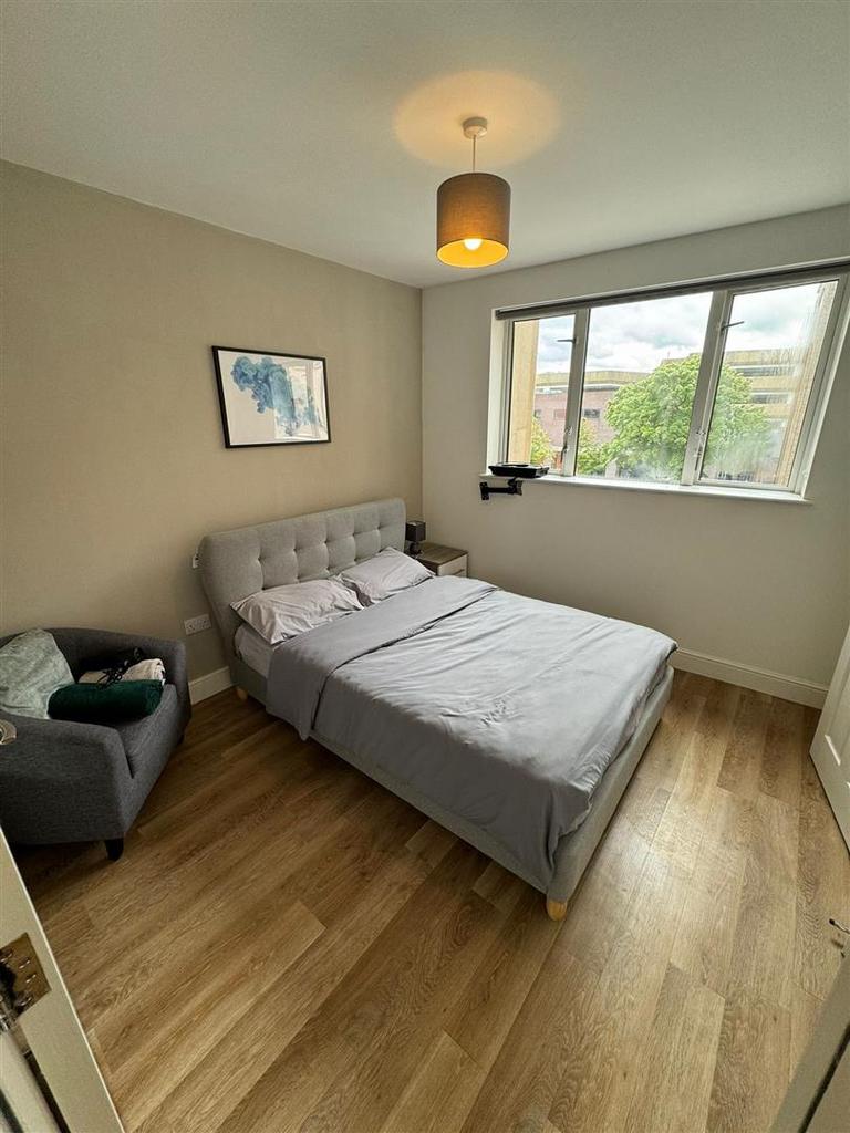 F6 SUFFOLK - BED.jpg