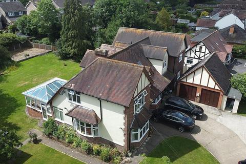 6 bedroom detached house for sale, Priory Road, Bicknacre