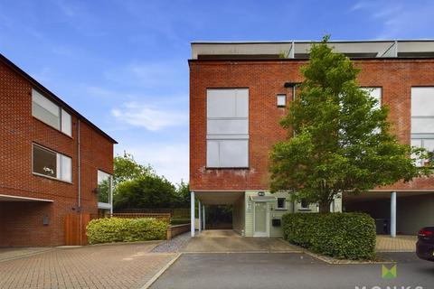 3 bedroom end of terrace house for sale, The Carriages, ,Gobowen Road, Oswestry