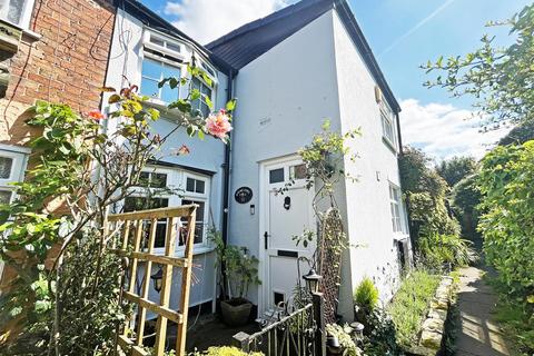 2 bedroom cottage to rent, Church Walk, Nottingham NG14
