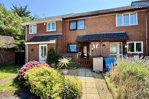 2 bedroom terraced house for sale, Chaffinch Close, Poole BH17