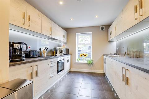 4 bedroom semi-detached house for sale, Edwards Lane, Sherwood NG5