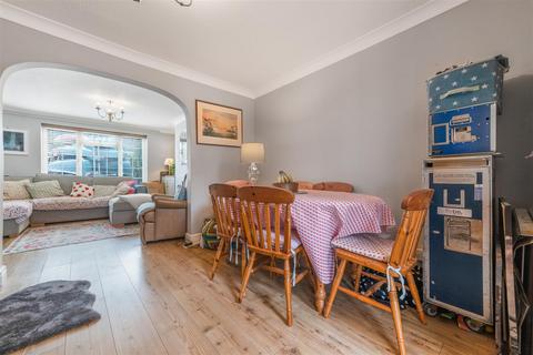 11 Jacob Close, Windsor, SL4 5PT