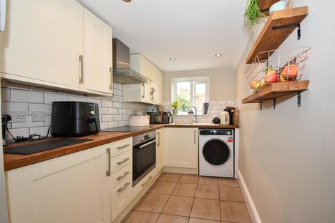 2 bedroom terraced house for sale, Guy Street, Warwick