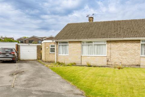 3 bedroom semi-detached bungalow for sale, Orchard Close, Dringhouses, York